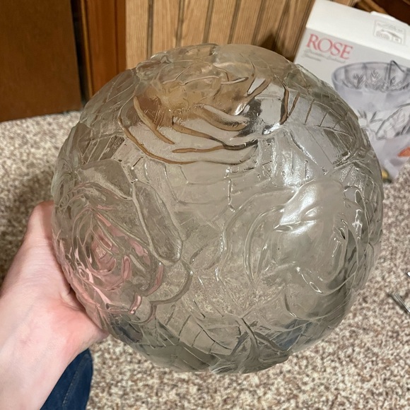 Negotiable Vintage Rose Chip & Dip Set - Picture 6 of 8